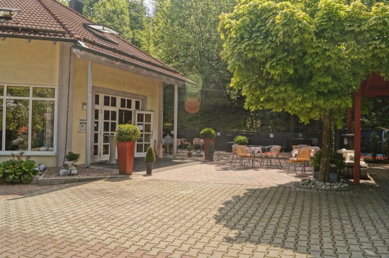 Hotel Postkeller 克伦巴赫 外观 照片