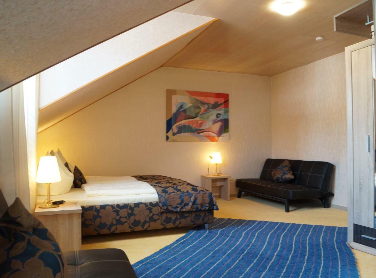 Hotel Postkeller 克伦巴赫 外观 照片