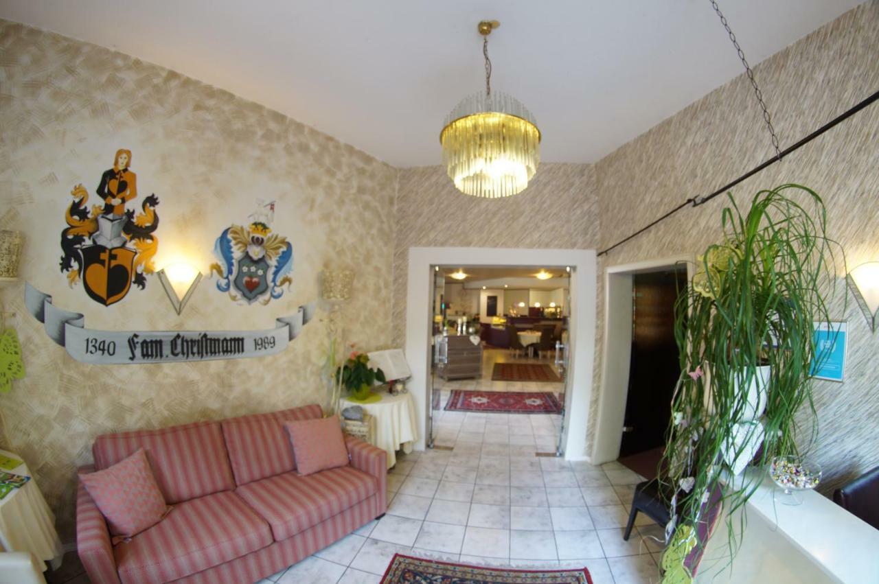 Hotel Postkeller 克伦巴赫 外观 照片