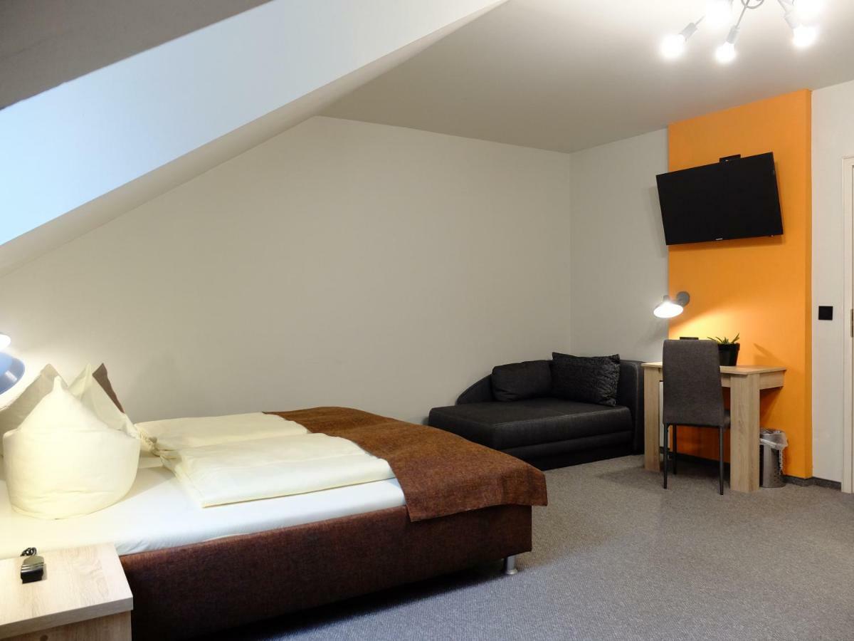 Hotel Postkeller 克伦巴赫 外观 照片