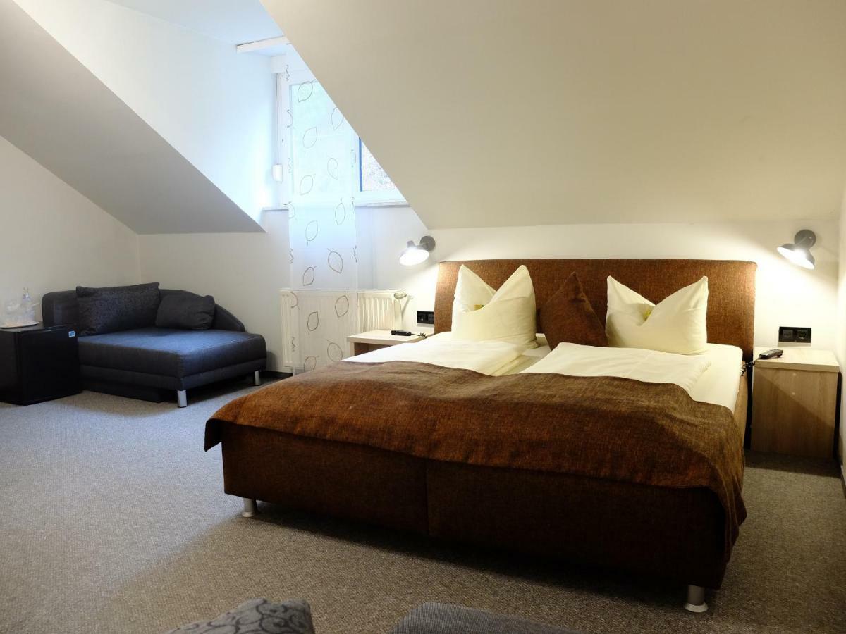 Hotel Postkeller 克伦巴赫 外观 照片